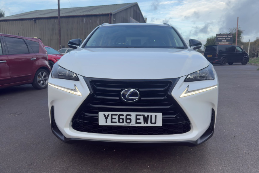 Lexus NX 200t 