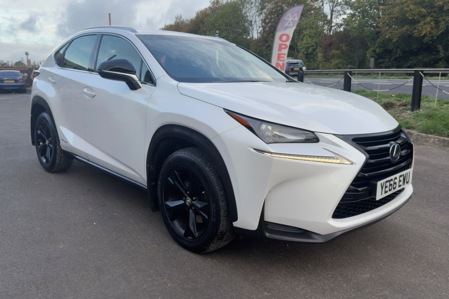 Lexus NX 200t 